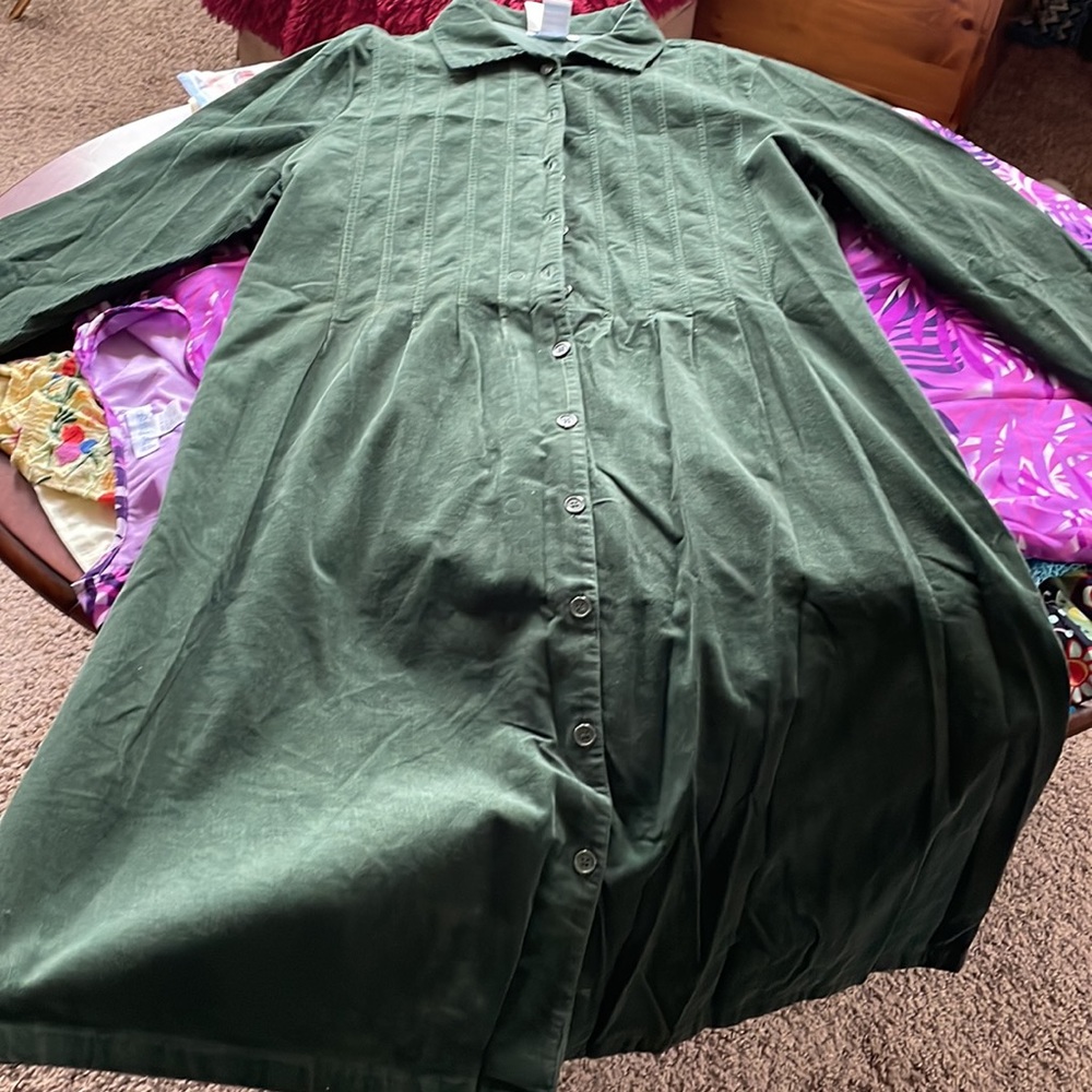 Women’s 1X Corduroy Shirtdress pleated forest green warm cotton The Paragon - Picture 9 of 9